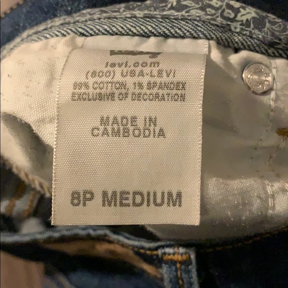 Levi Bootcut Jeans - Picture 2 of 2